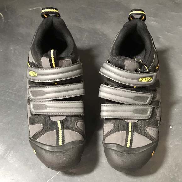 keen cycling shoes
